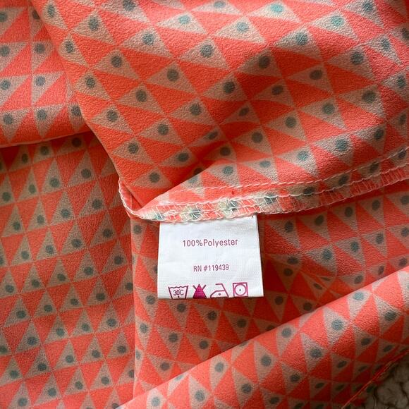 Julie Brown Orange Teal Geo Print Sleeveless Button Up 2 - Picture 10 of 12